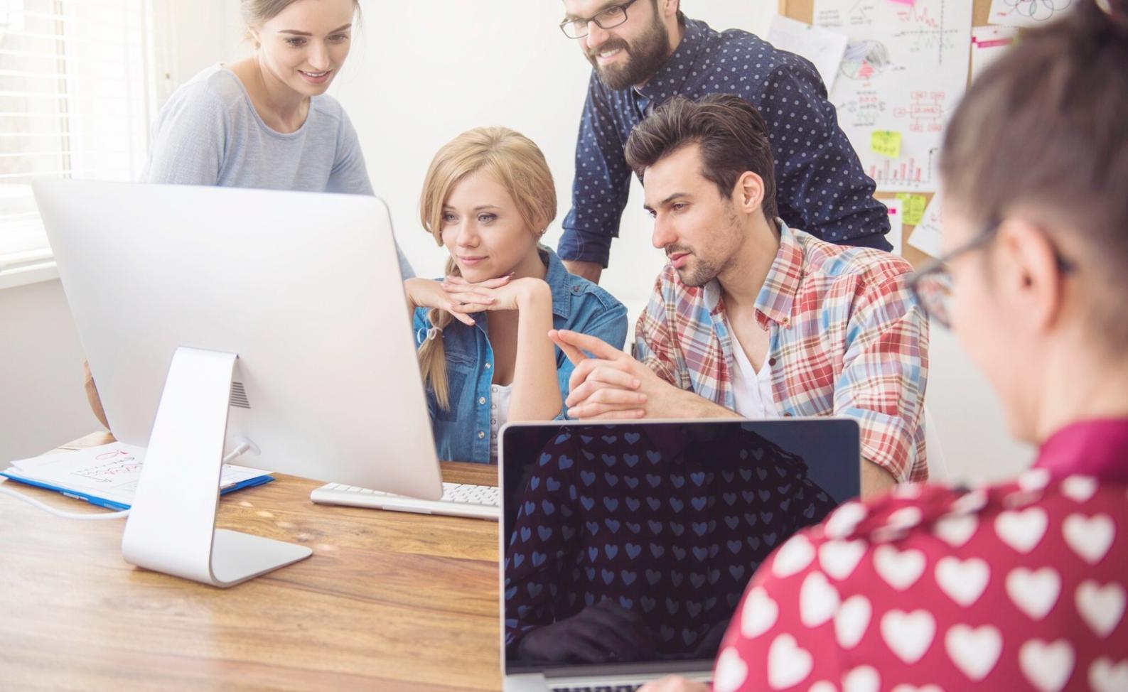 Collaborative learning environment for franchise education